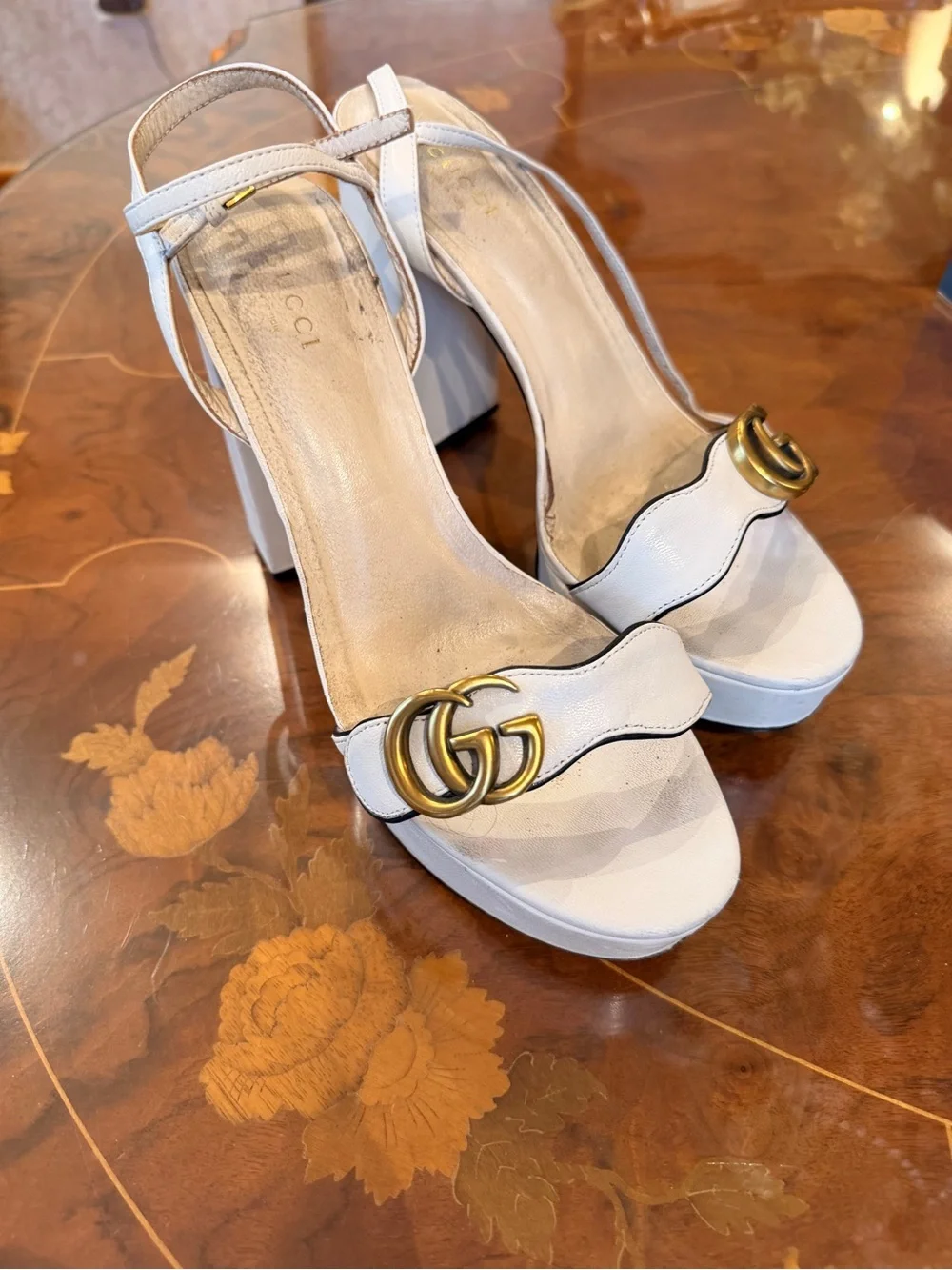 Gucci Cream Leather Block Heel Sandals with Gold Double G Sz 9.5
